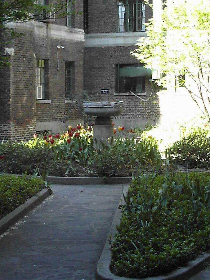 2005_ Greenwich Village 027.jpg